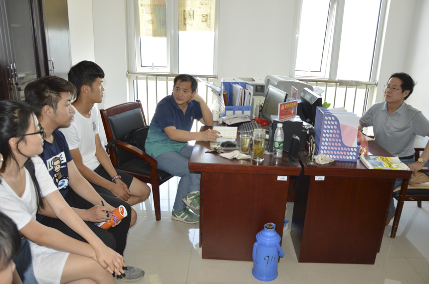 座谈会1.jpg