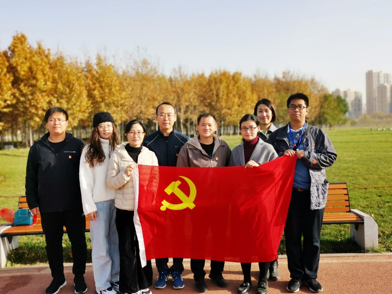 简报13.jpg 简报13.jpg